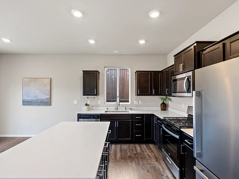 1006 SW Pendleton Way — Photo 5
