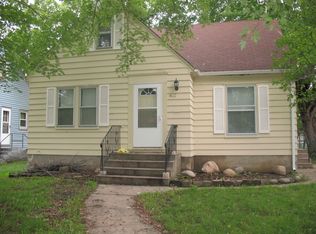 4122 Bryant Ave N, Minneapolis, MN 55412