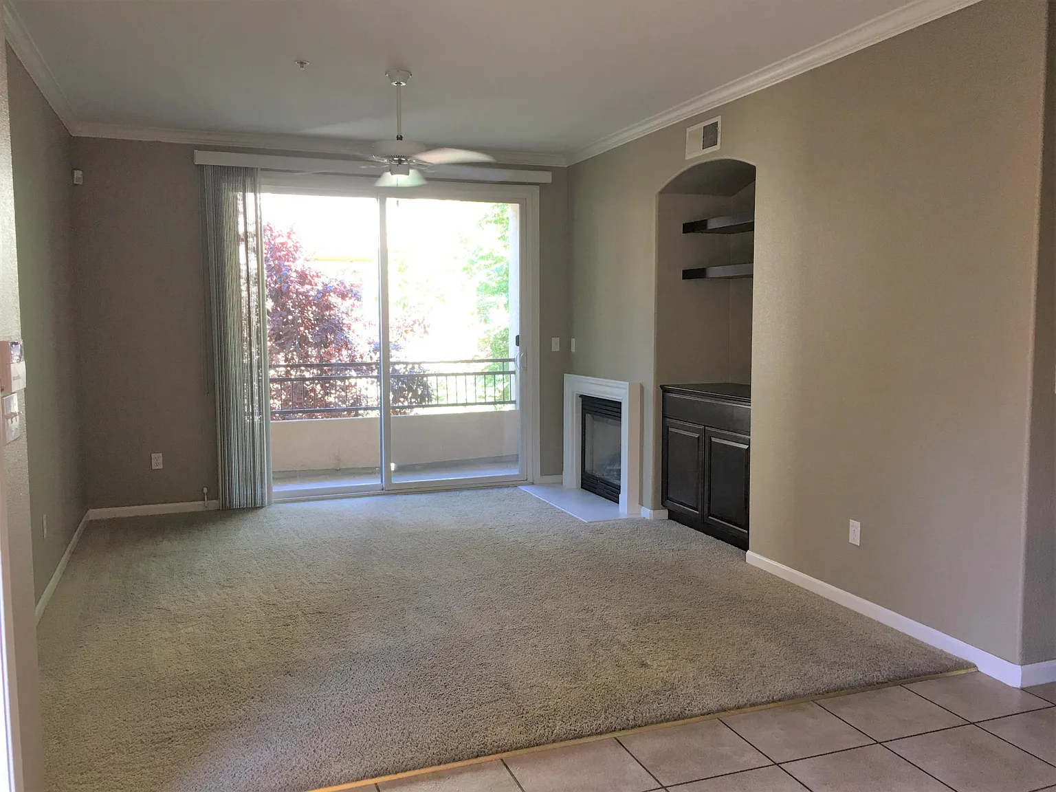 2 bed, 1136 sqft, $1,850 — Photo 4