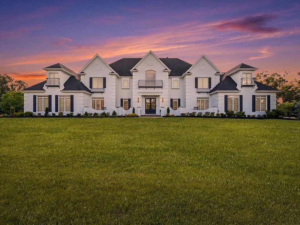 1st image of 527 Salem Heights Dr