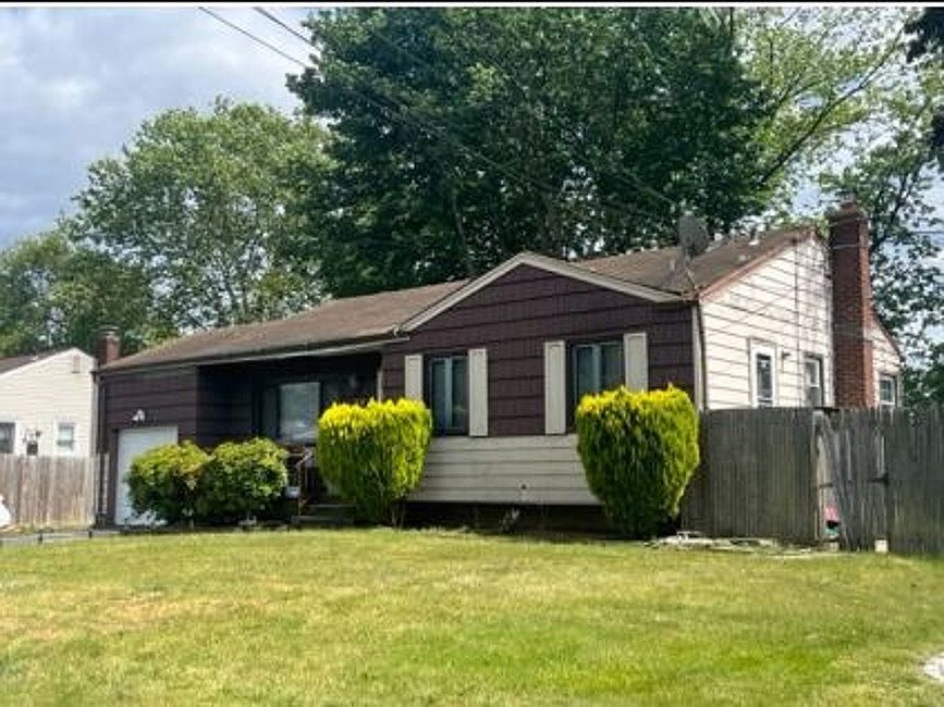 10 Hale St, Brentwood, NY 11717 Zillow