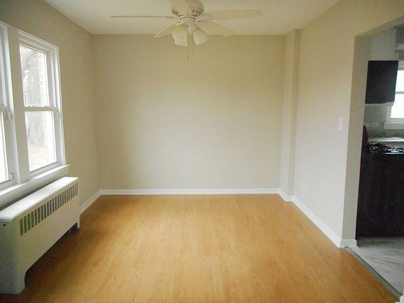 3rd image of 512 50th Ave
