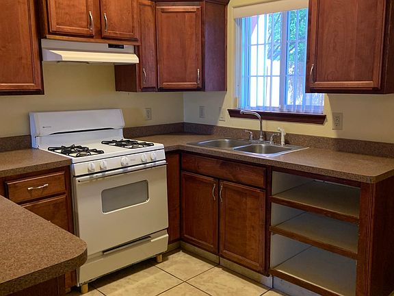 3rd image of 203 W Madrid Ave APT 10