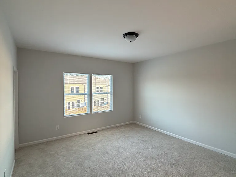 2827 Beacon Bend Xing — Photo 13