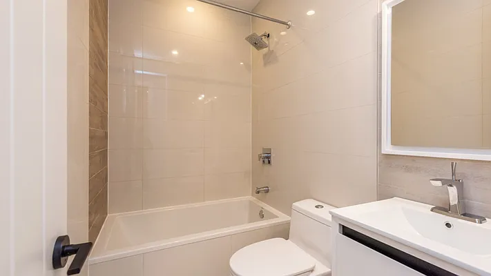 Rented by Nooklyn NYC LLC | media 23