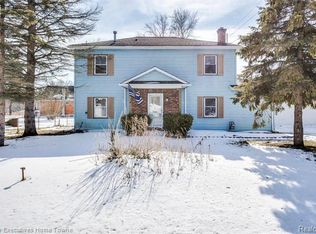 3505 Dykeman Rd, Fort Gratiot, MI 48059