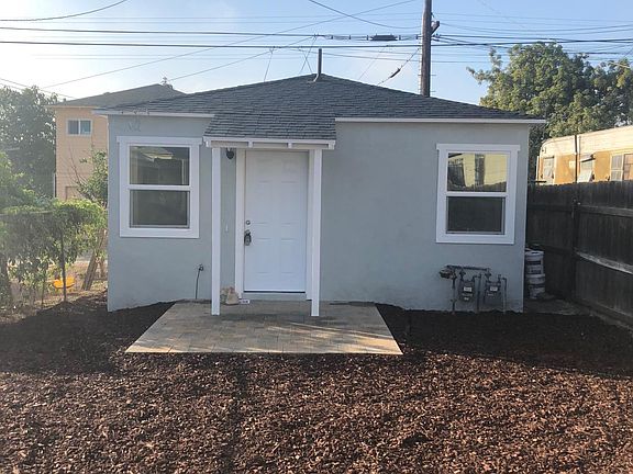 2nd image of 3123 1/2 Logan Ave