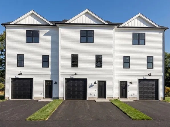 40 Cranberry Hwy #1, West Wareham, MA 02576