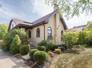 421 S Greenwood Ave, Park Ridge, IL 60068