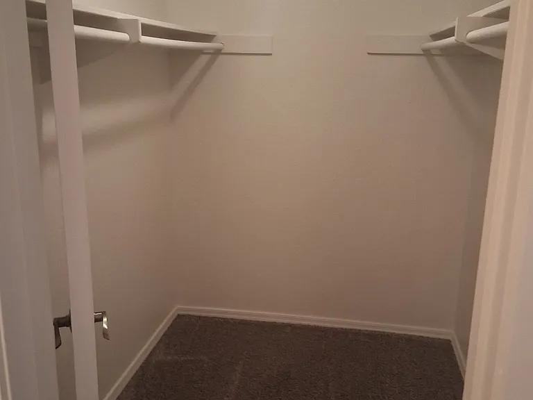806 S Langley Ave #202 — Photo 10