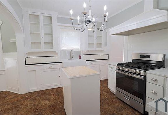 3rd image of 1026 Kayton Ave APT 1