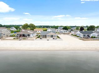 8 Belaire Mnr, Old Saybrook, CT 06475