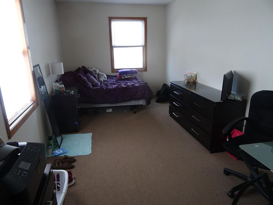 151 1/2 E 5th St Winona MN Zillow