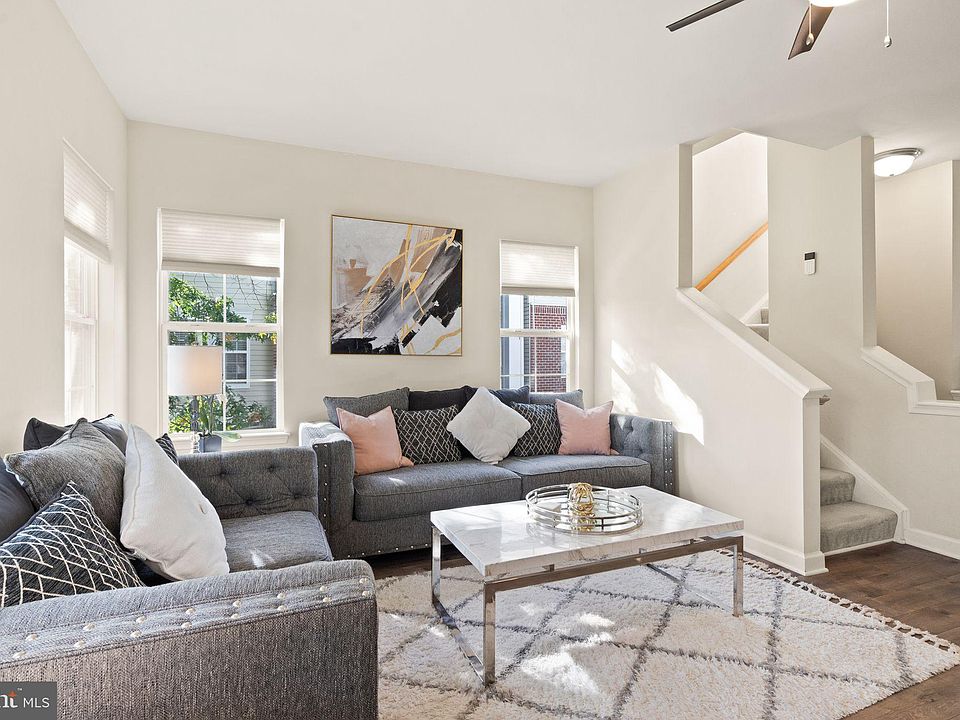 1st image of 42491 Rockrose Sq