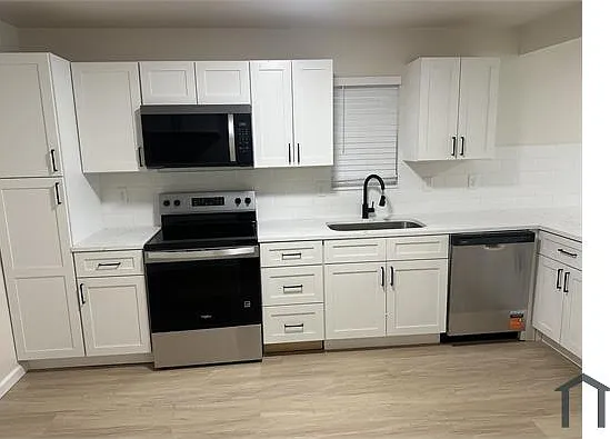 1425 N Standish Ave — Photo 1