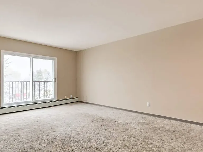 68 Cypress Way SE — Photo 10