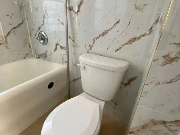 176 Oak St, Yonkers, NY