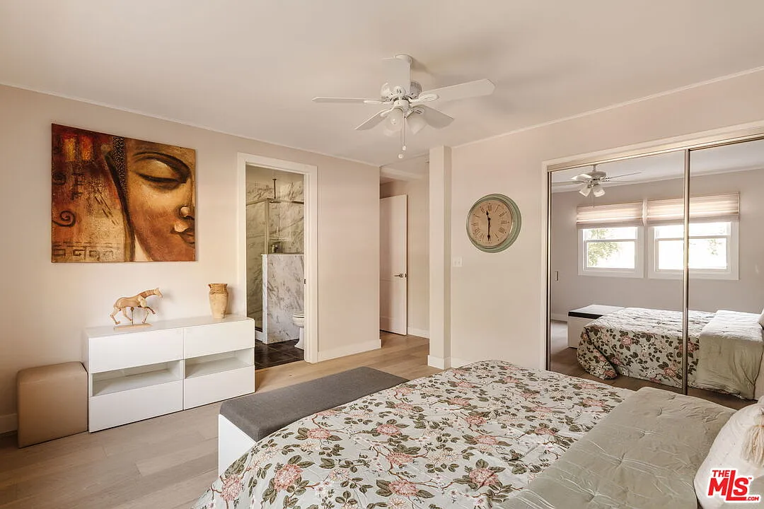 5 bed, 4.0 bath, 3301 sqft, $10,000 — Photo 2