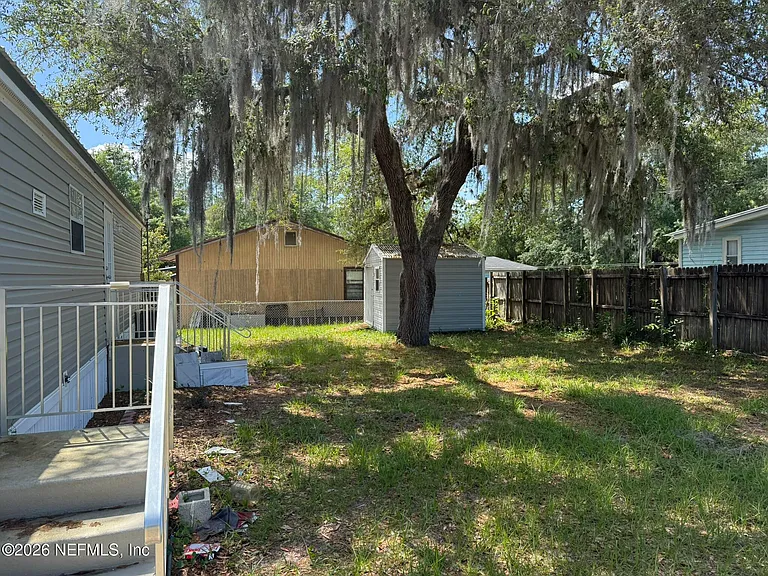 101 Nancy Dr — Photo 16