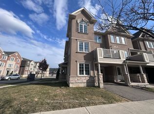 201 Ellen Davidson Dr, Oakville, ON L6M 0V1