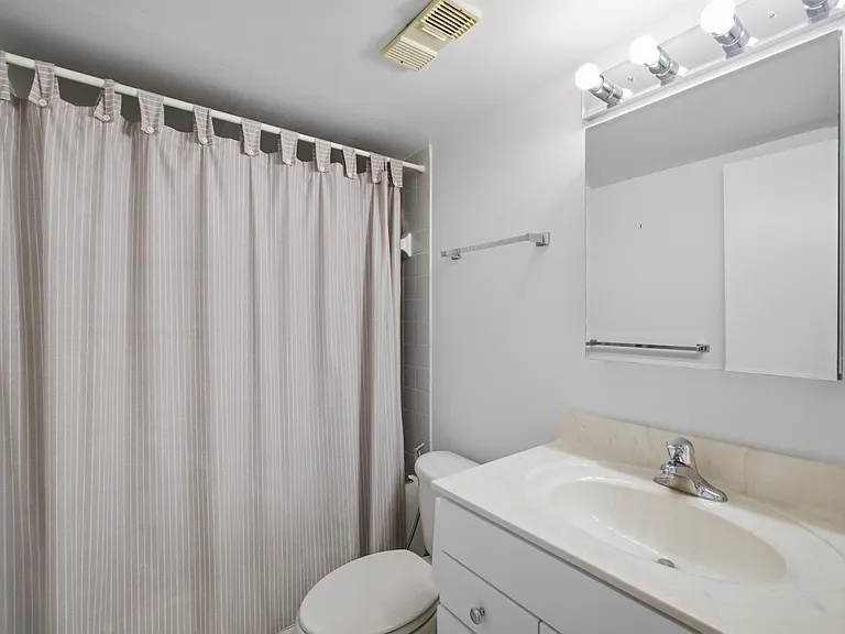6322 Palma Del Mar Blvd S — Photo 14