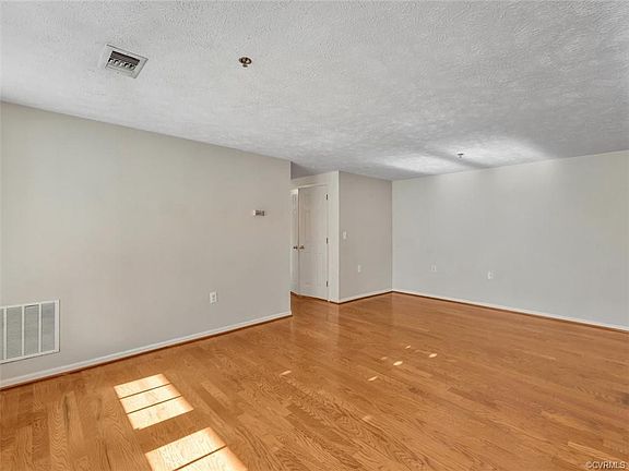 3rd image of 10216 Wolfe Manor Ct Unit 202