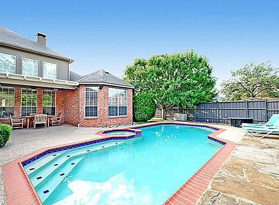 2nd image of 8009 Shady Ln