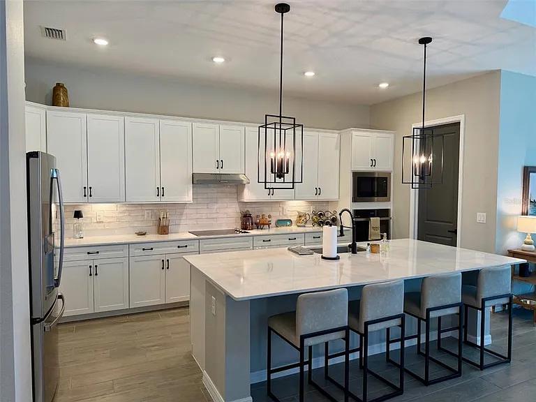17577 Santorini Ct — Photo 3