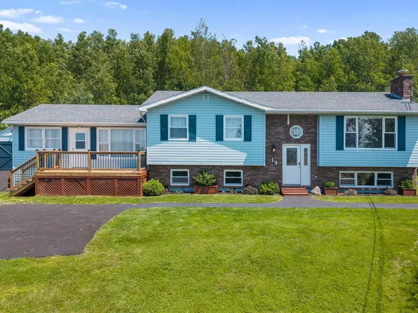 14 Egerton St, Trenton, NS B0K 1X0