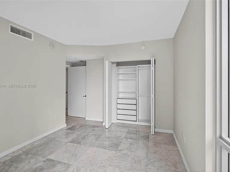 1010 SW 2nd Ave #603 — Photo 17