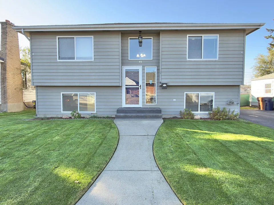 48 E Princeton Ave
