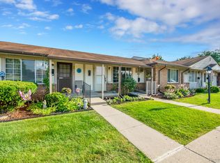 25109 Franklin, South Lyon, MI