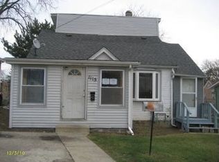1115 N Indiana St, Waukegan, IL 60085