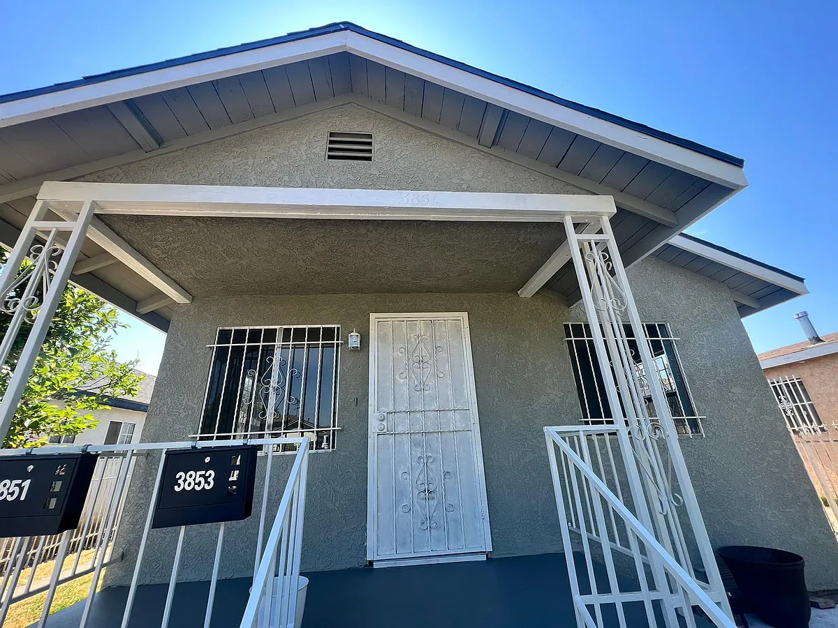 Building Photo - 3851 Cimarron St