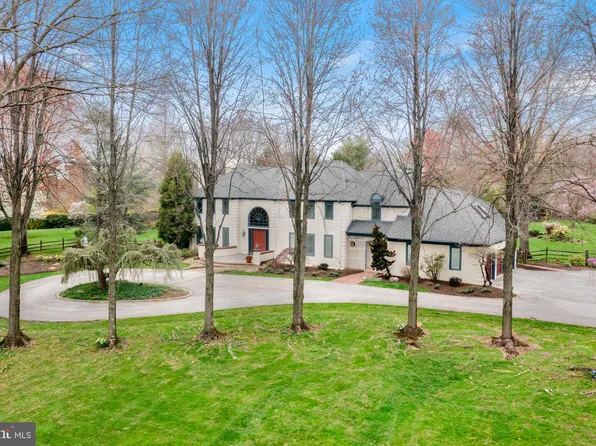 70 Barr Rd, Malvern, PA 19355