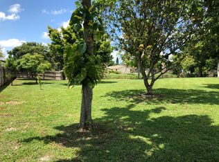 122 Valencia St, West Palm Beach, FL 33411