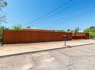 350 E Blacklidge Dr, Tucson, AZ 85705