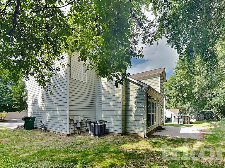 10347 Battle Ct — Photo 17