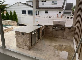 306 Carla Ave, Dewey Beach, DE 19971