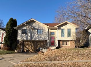 8320 Read St, Omaha, NE 68122