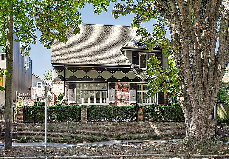 1151 19th Ave E #B — Photo 1