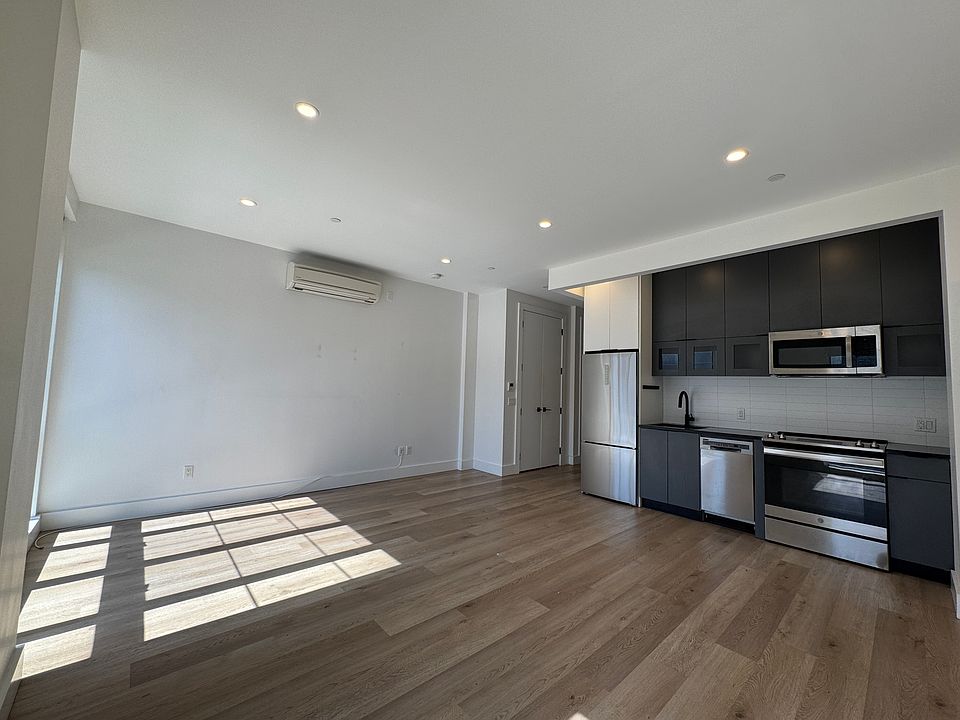 1st image of 2490 3rd Ave #2E