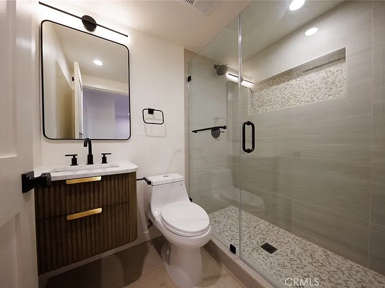 5933 Comey Ave #3 — Photo 24