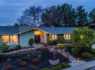 322 Birchwood Dr, Moraga, CA 94556
