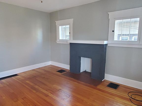 5th image of 3305 Emerson St #1