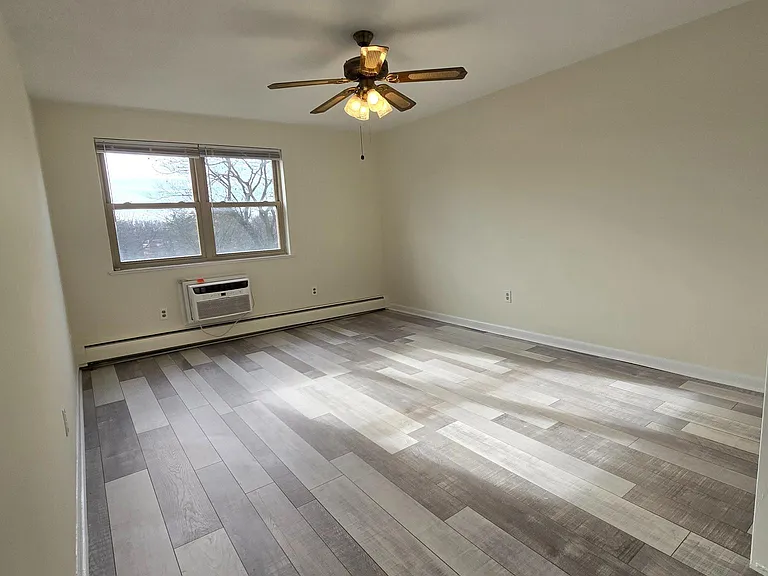 111 Chestnut St #609 — Photo 8