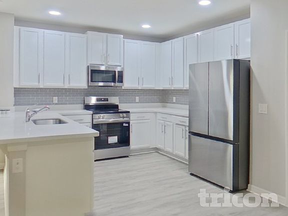 5th image of 9539 Oglethorpe Dr