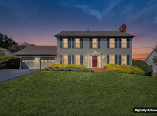 1221 Meadowview Dr, Salem, VA 24153