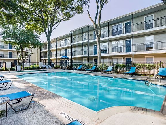 5th image of 7315 Brompton St #315A