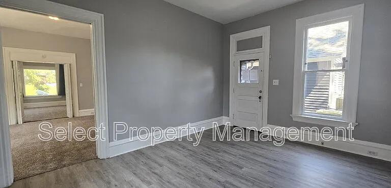223 W Woodland Ave #1 — Photo 4